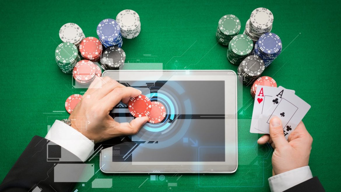 4 Tips to Play and Win Games on Online Casinos